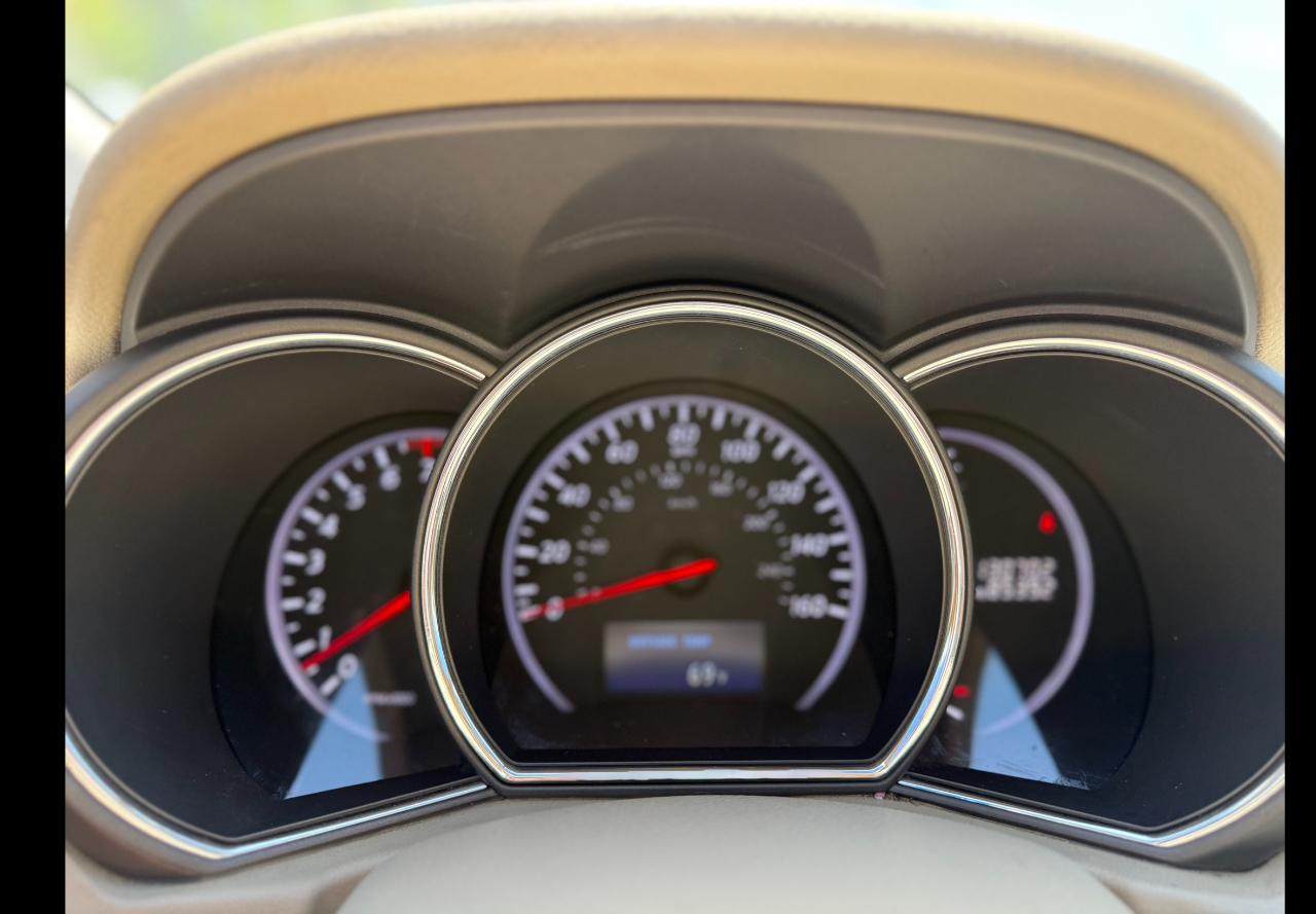 Nissan Murano SV 2012