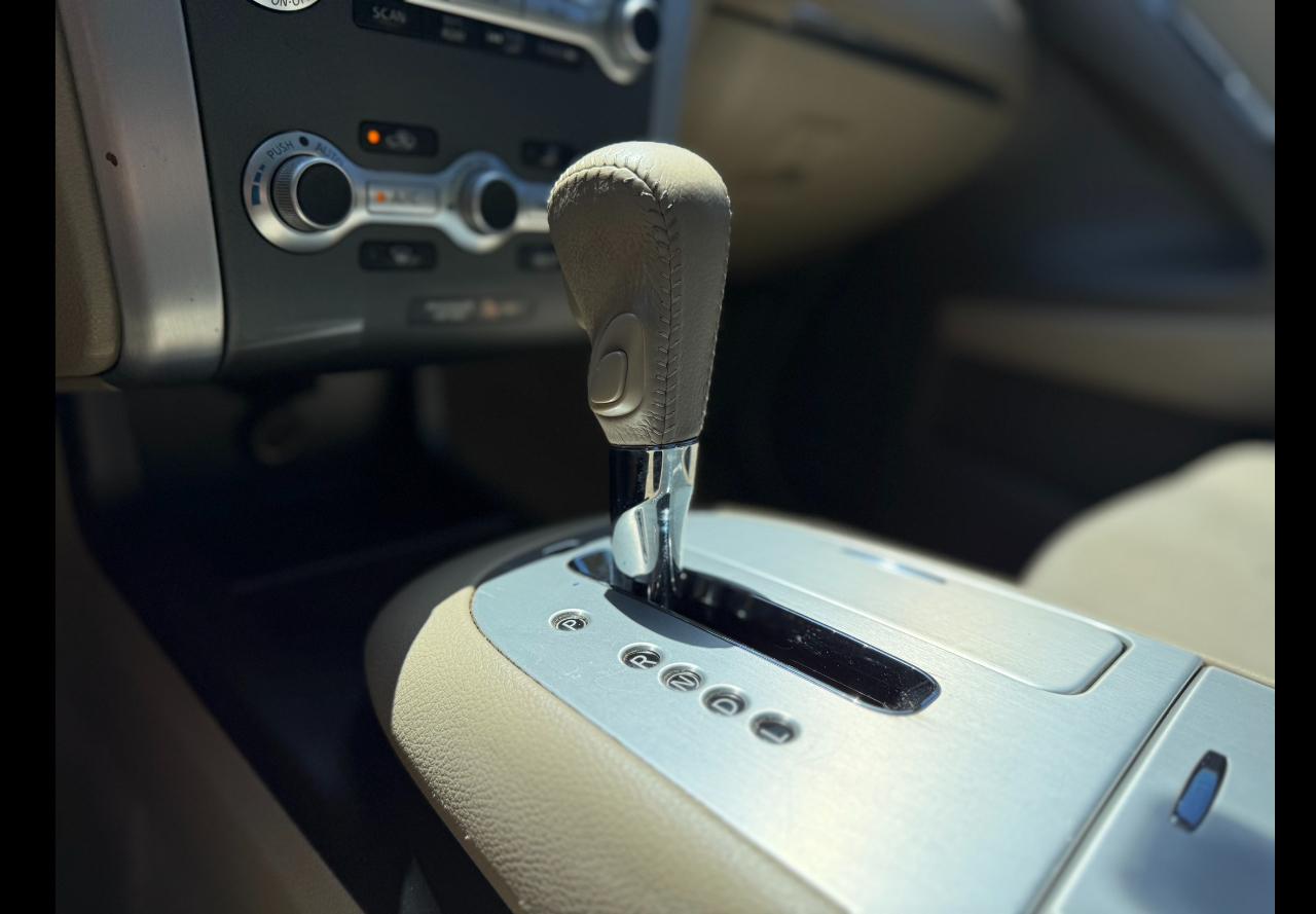 Nissan Murano SV 2012