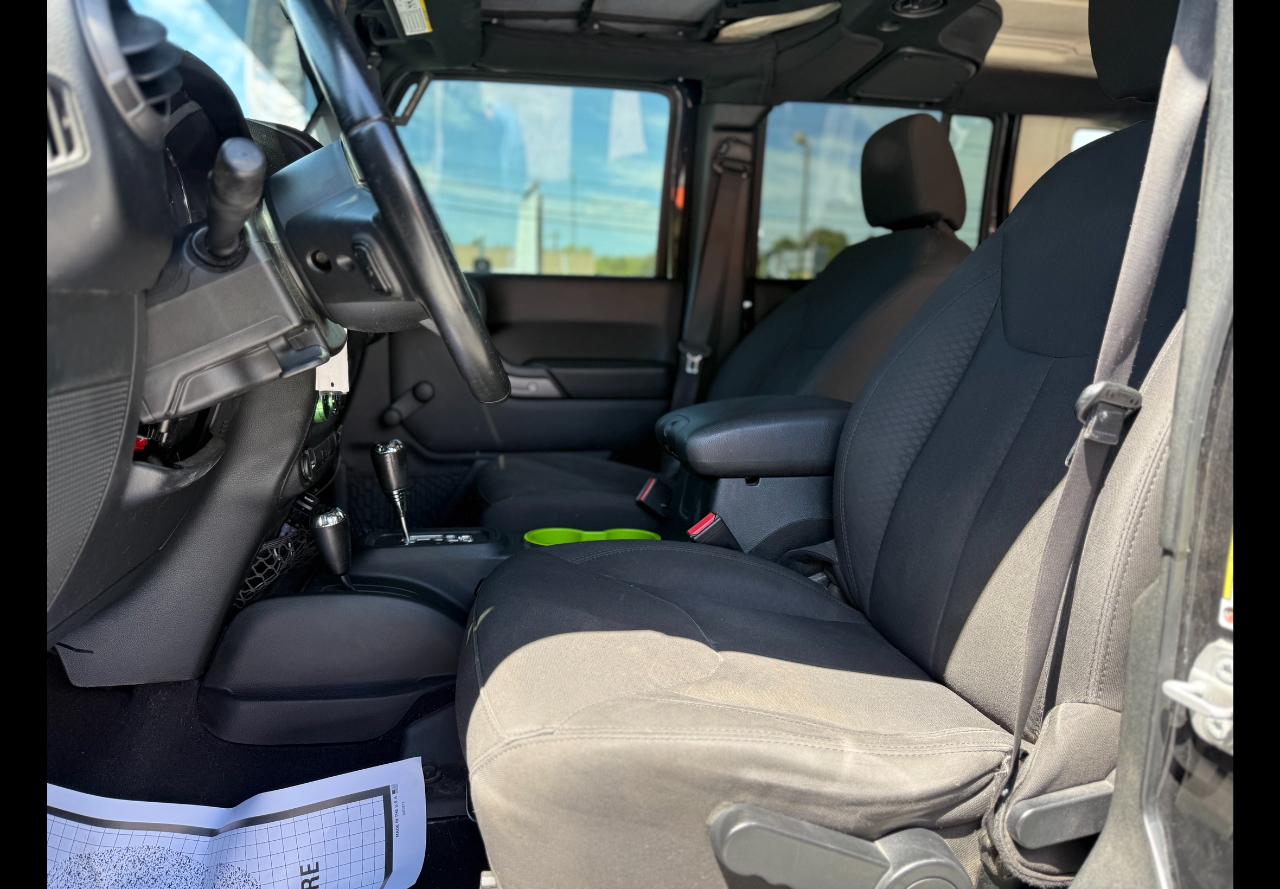 Jeep Wrangler Unlimited Sport 4WD 2017