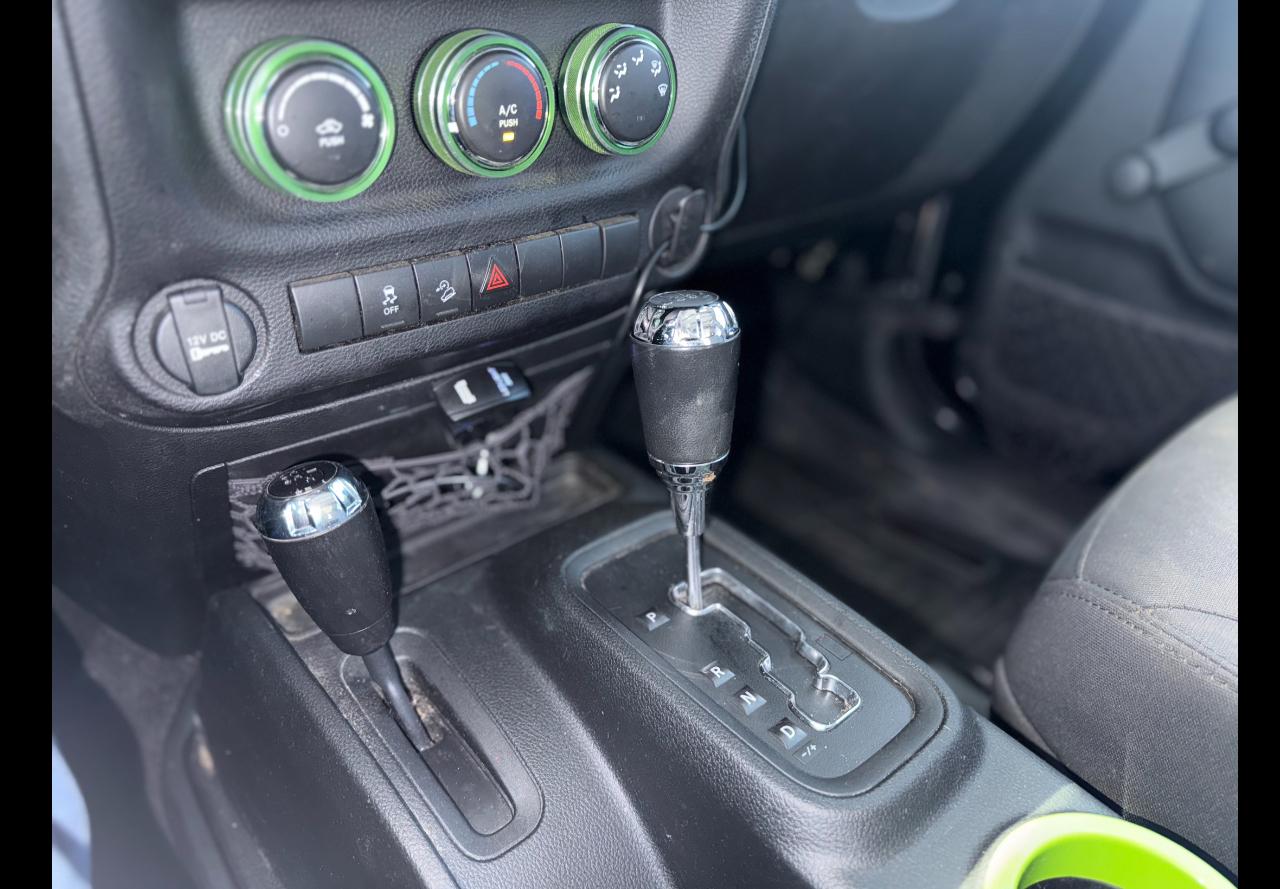 Jeep Wrangler Unlimited Sport 4WD 2017