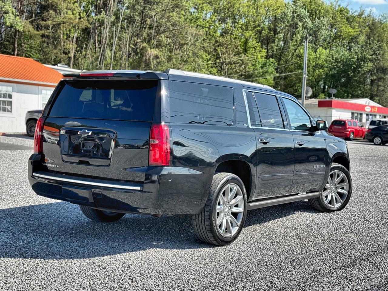 Chevrolet Suburban LTZ 4WD 2016