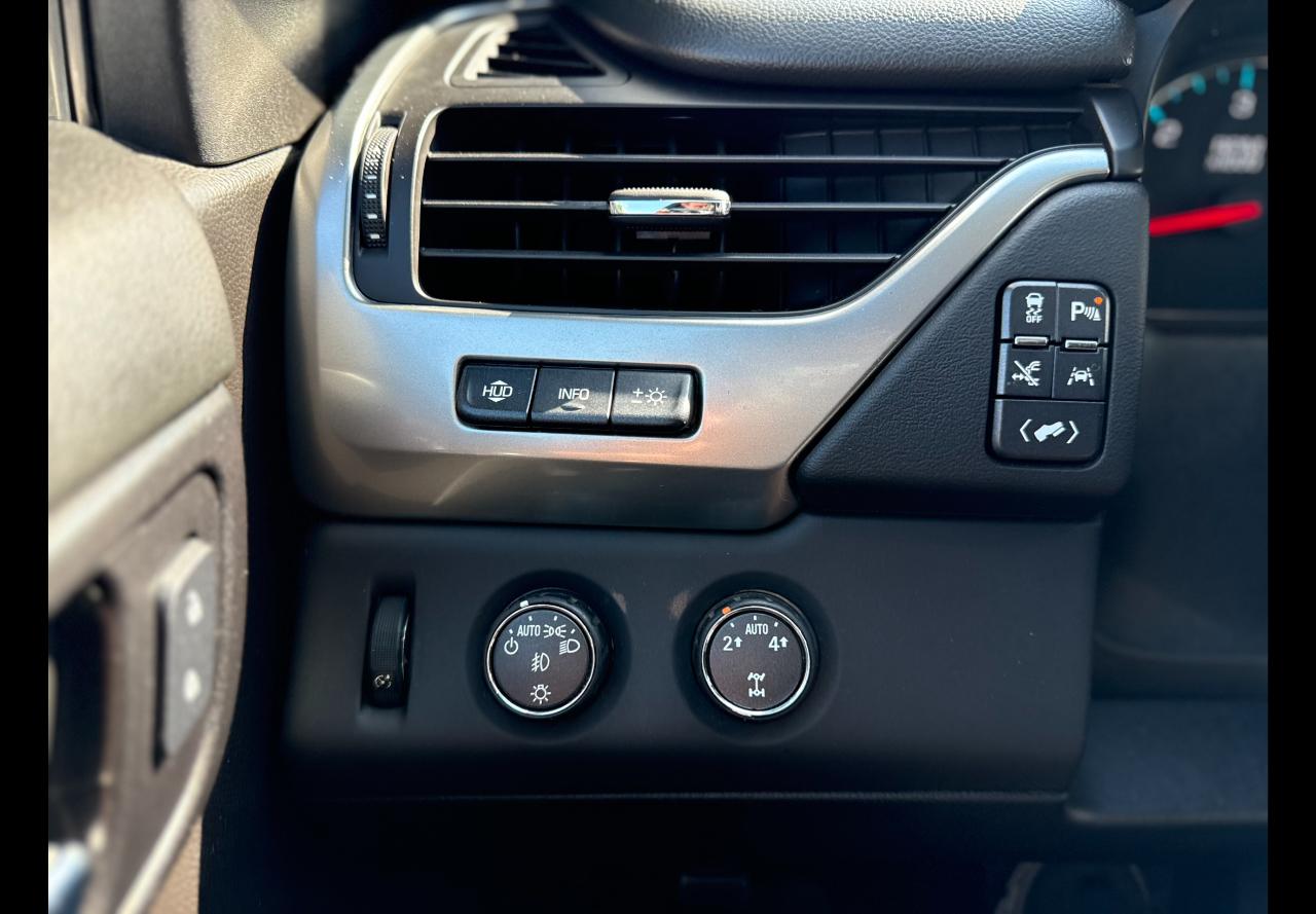 Chevrolet Suburban LTZ 4WD 2016