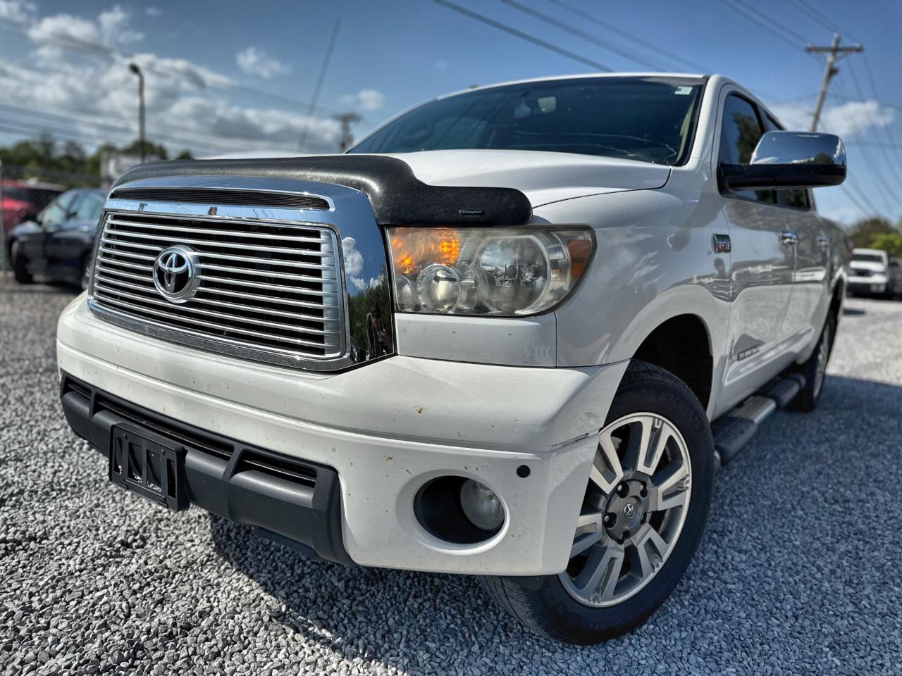 Toyota Tundra Limited 5.7L CrewMax 4WD 2011
