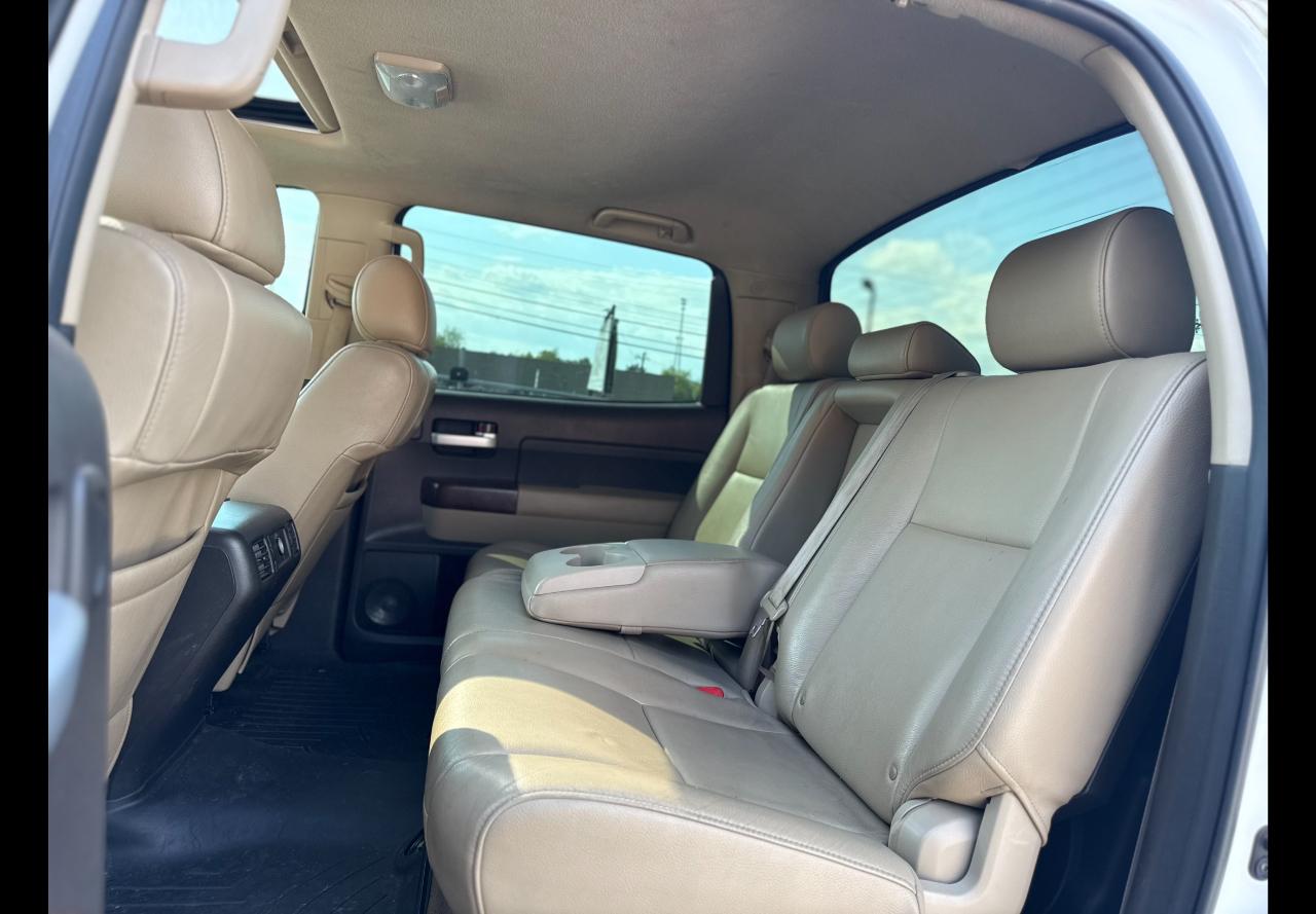 Toyota Tundra Limited 5.7L CrewMax 4WD 2011