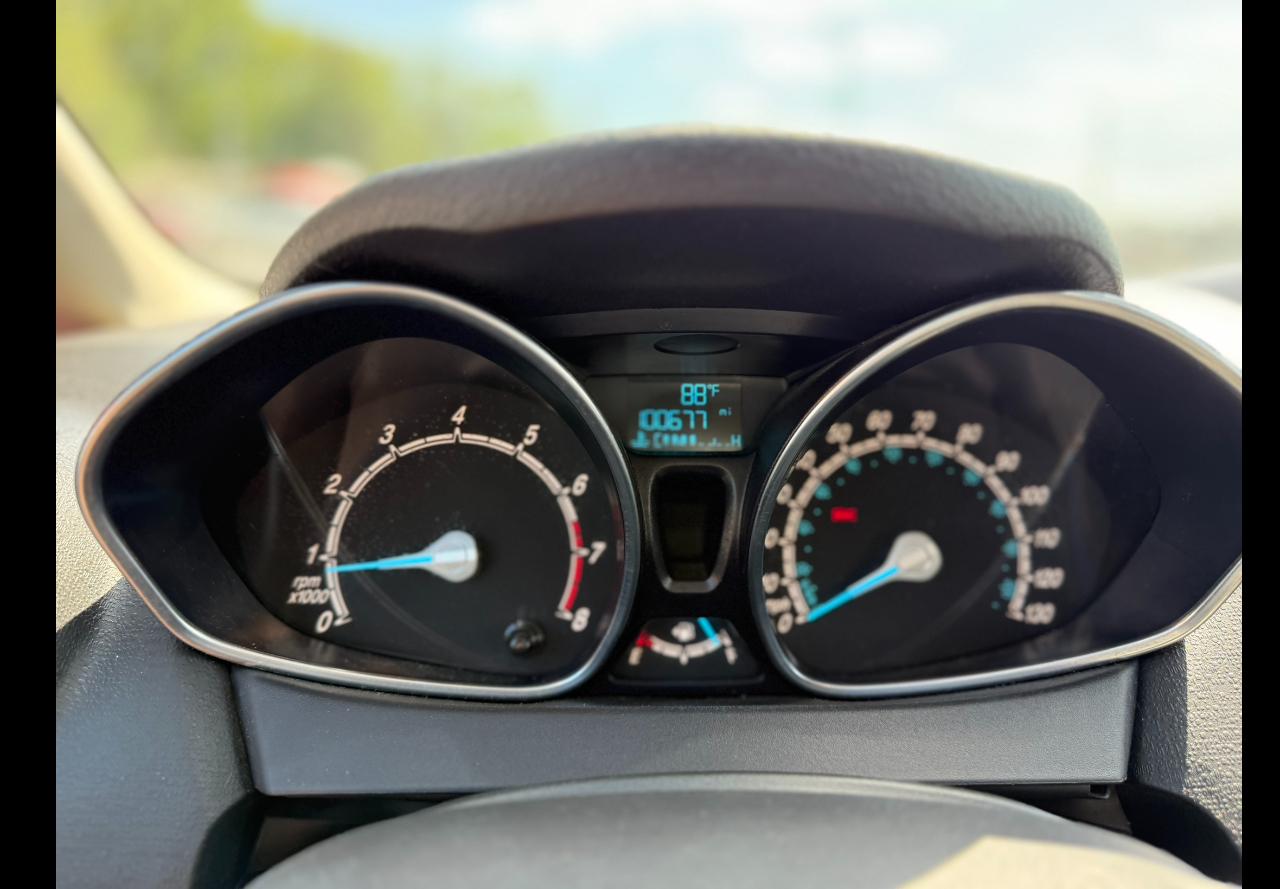 Ford Fiesta SE Sedan 2014