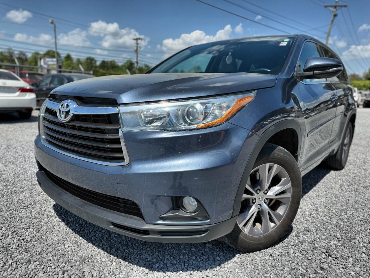 Toyota Highlander LE AWD V6 2015