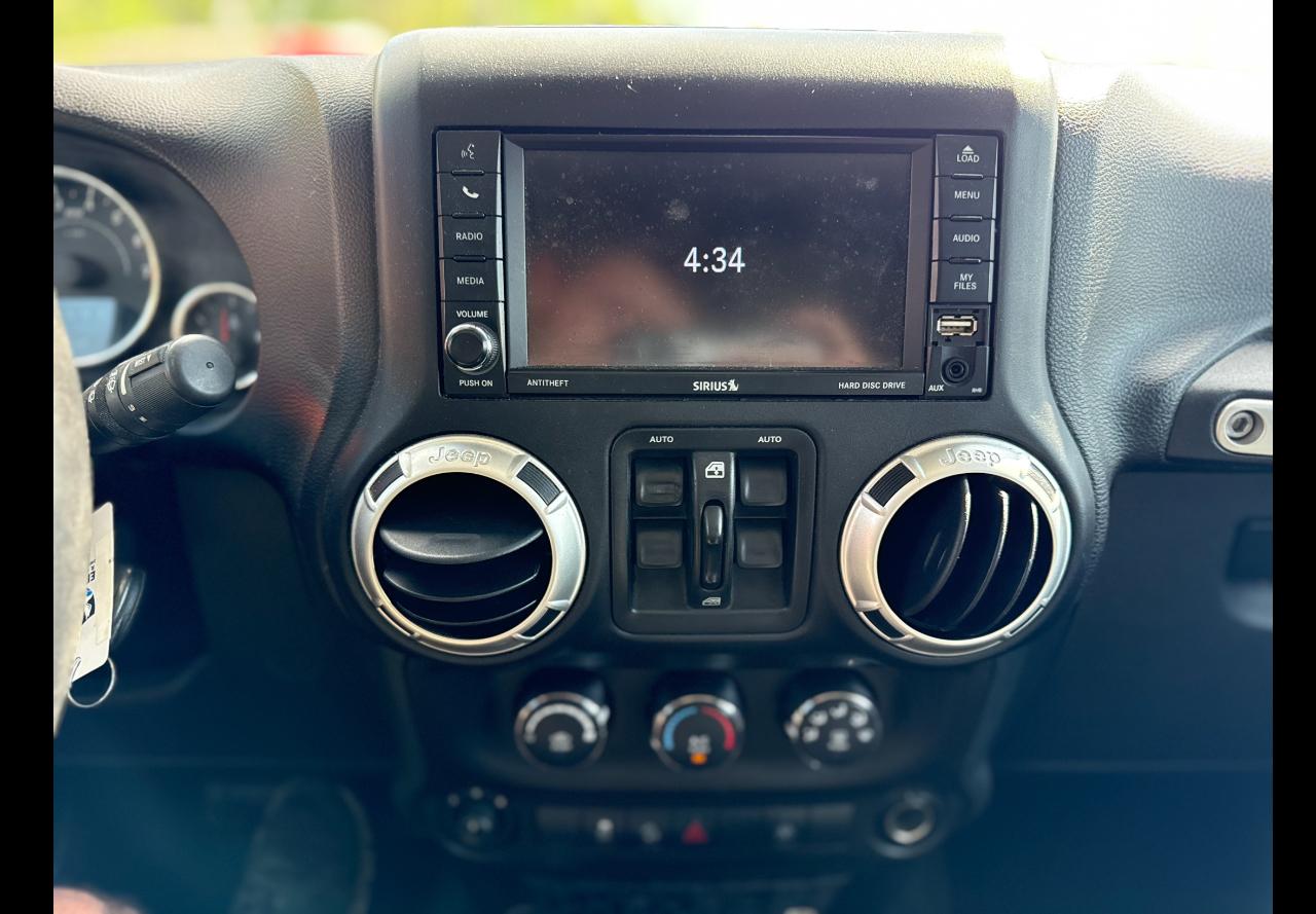 Jeep Wrangler JK Unlimited Sahara 4WD 2018