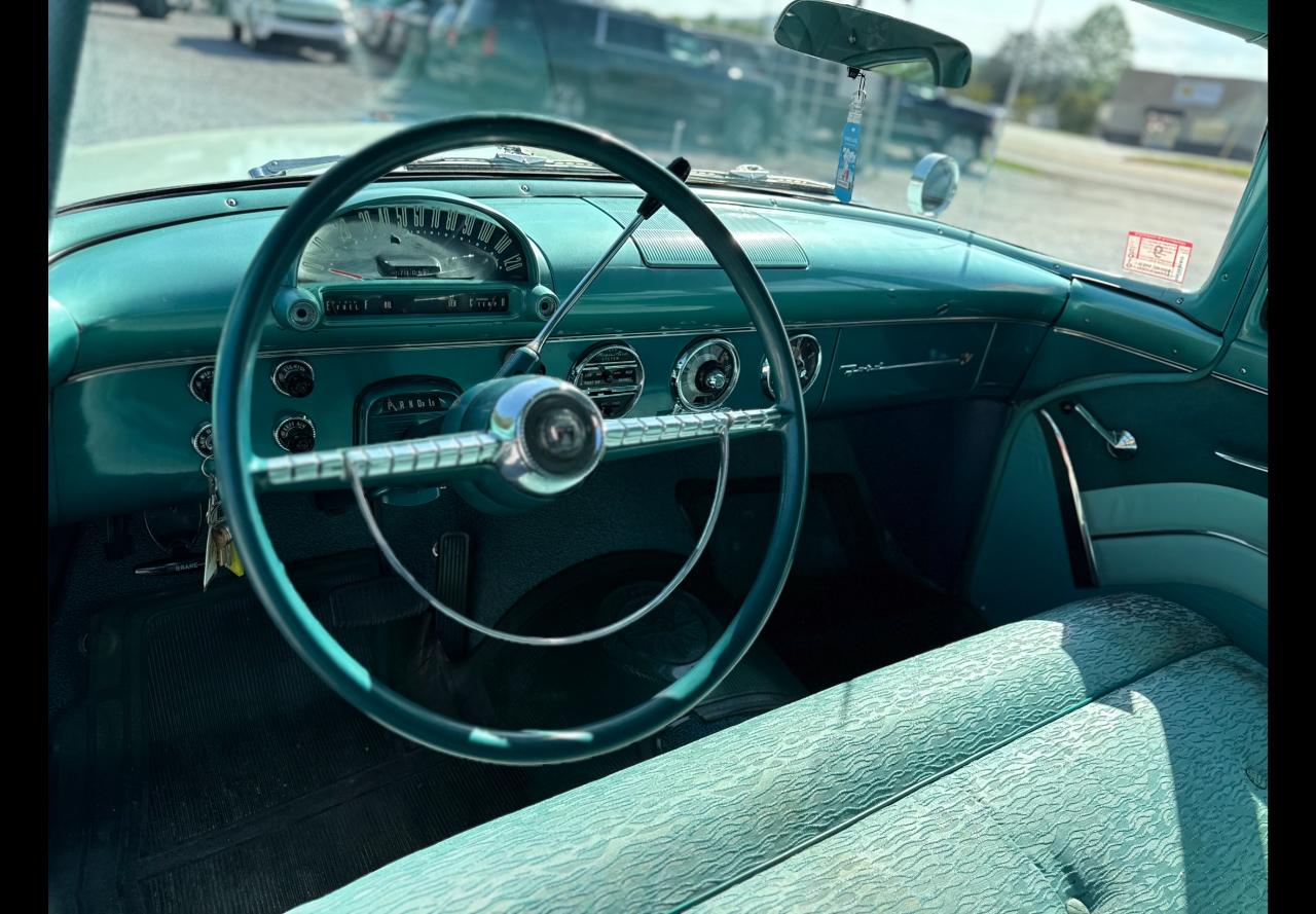 Ford Fairlane  1955