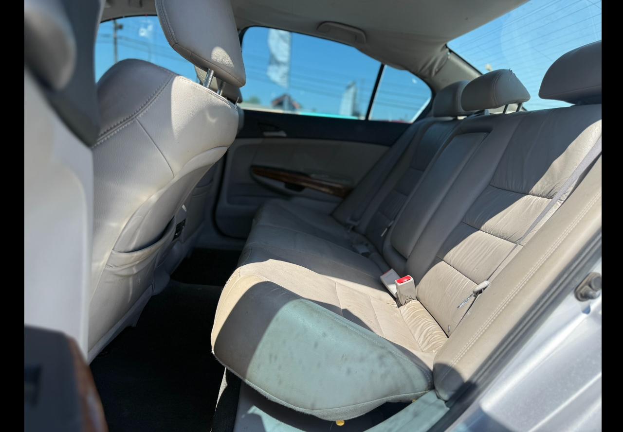 Honda Accord EX-L Sedan AT 2011