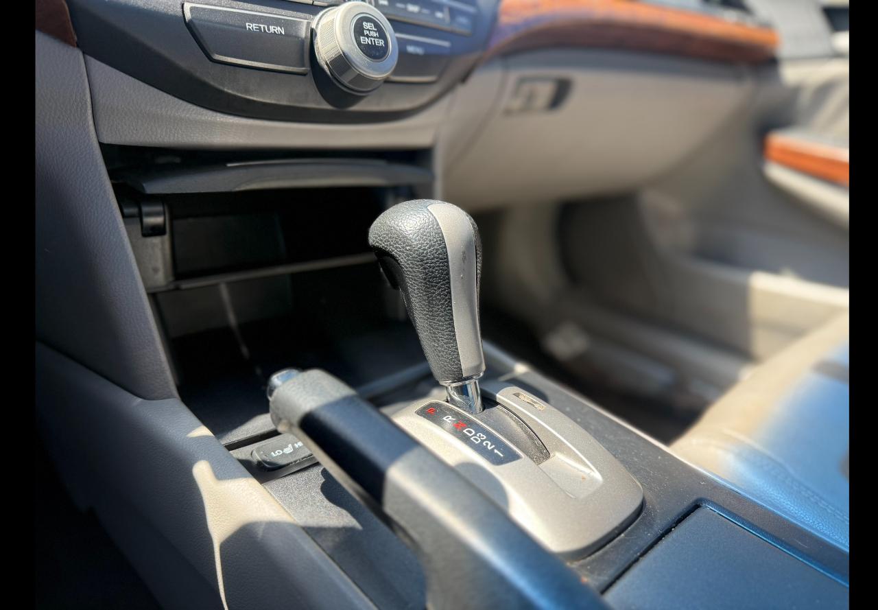 Honda Accord EX-L Sedan AT 2011