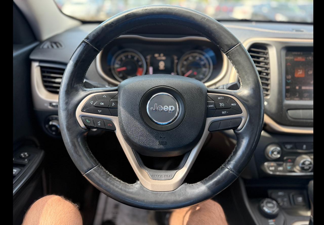 Jeep Cherokee Latitude 4WD 2014