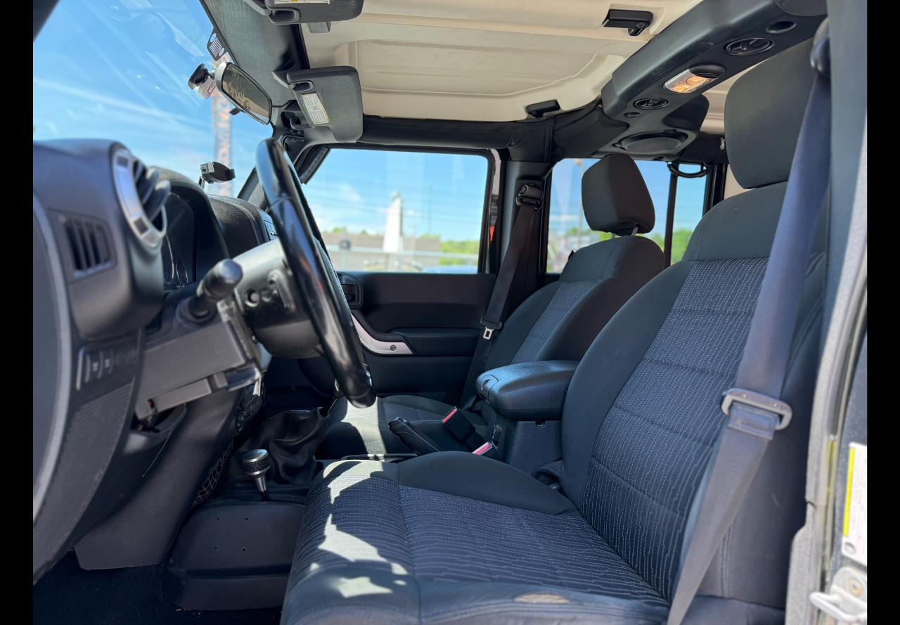 Jeep Wrangler Unlimited Rubicon 2011