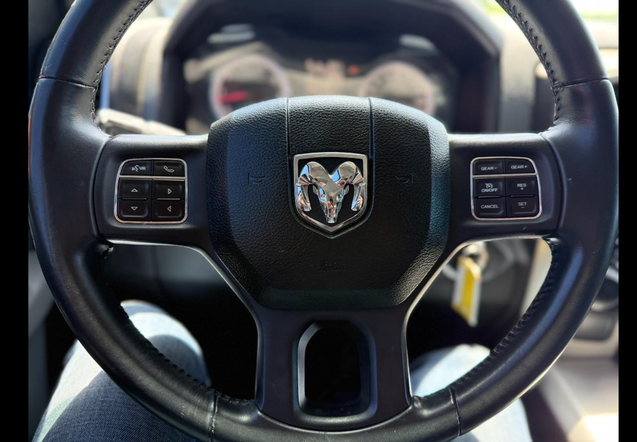 RAM 1500 SLT 2014