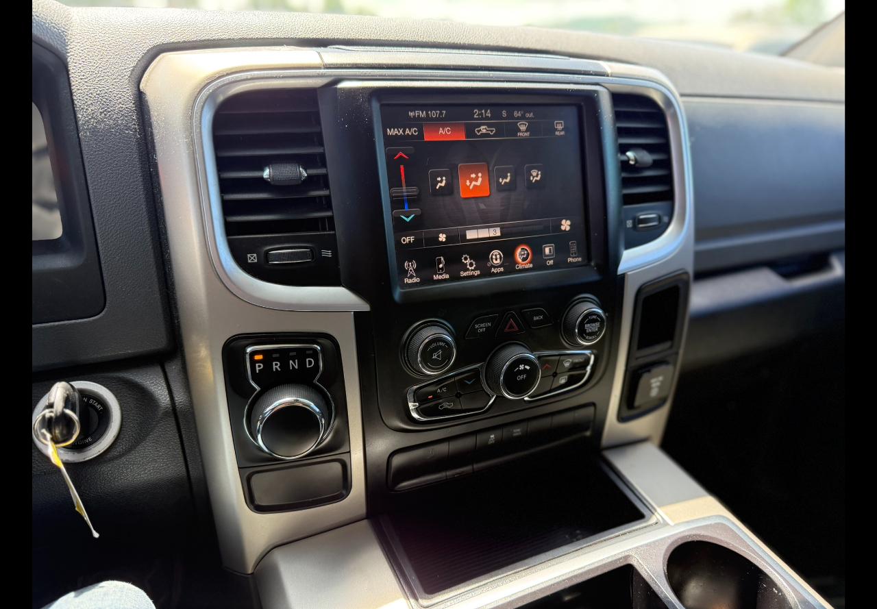 RAM 1500 SLT 2014