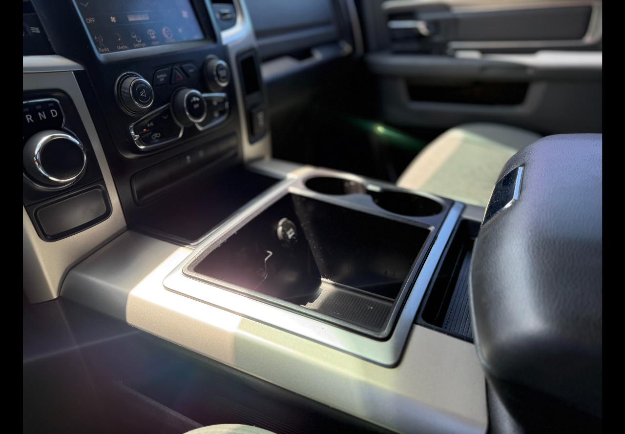 RAM 1500 SLT 2014