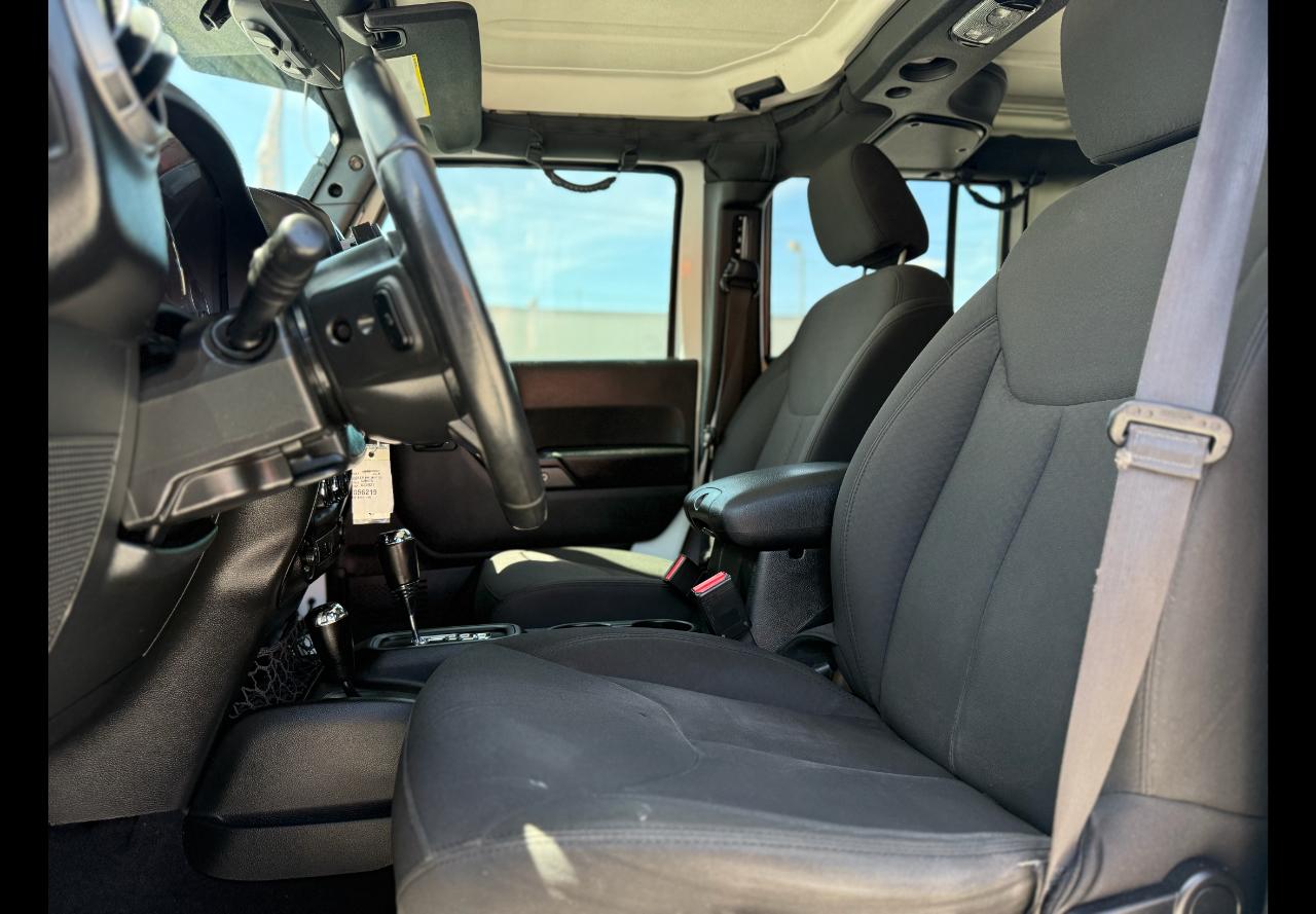 Jeep Wrangler Unlimited Sport 4WD 2017