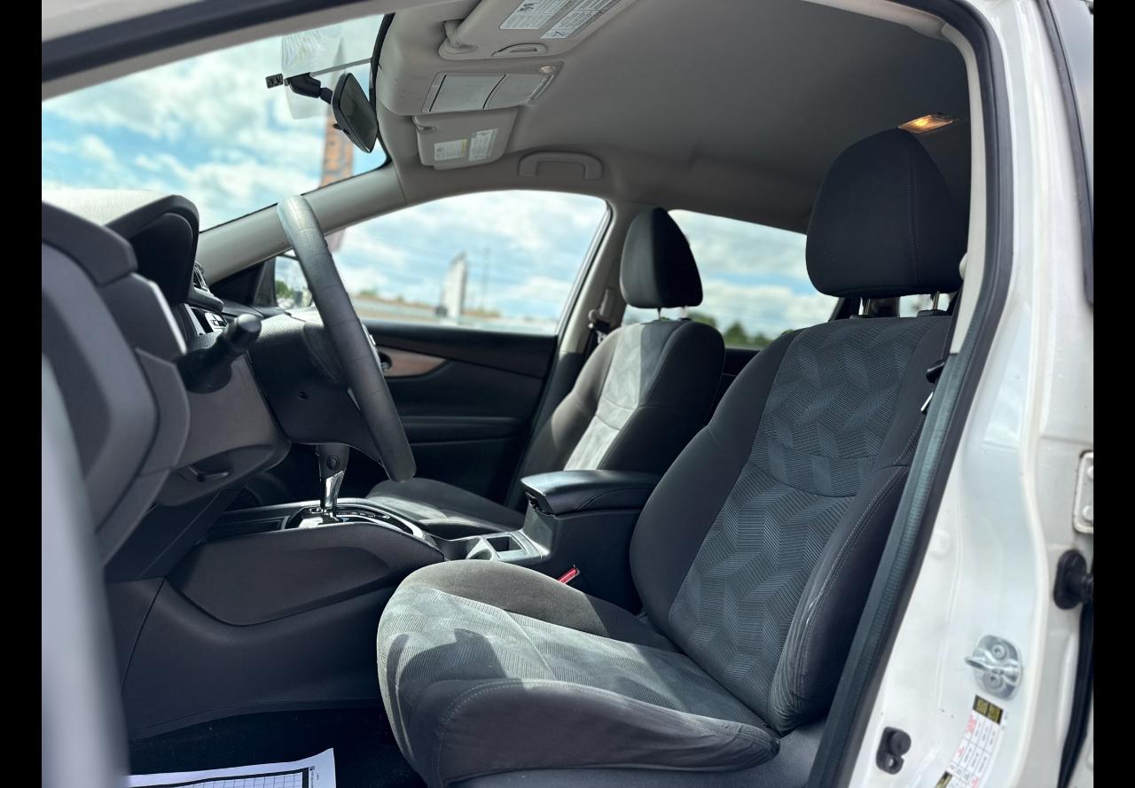 Nissan Rogue S 2016