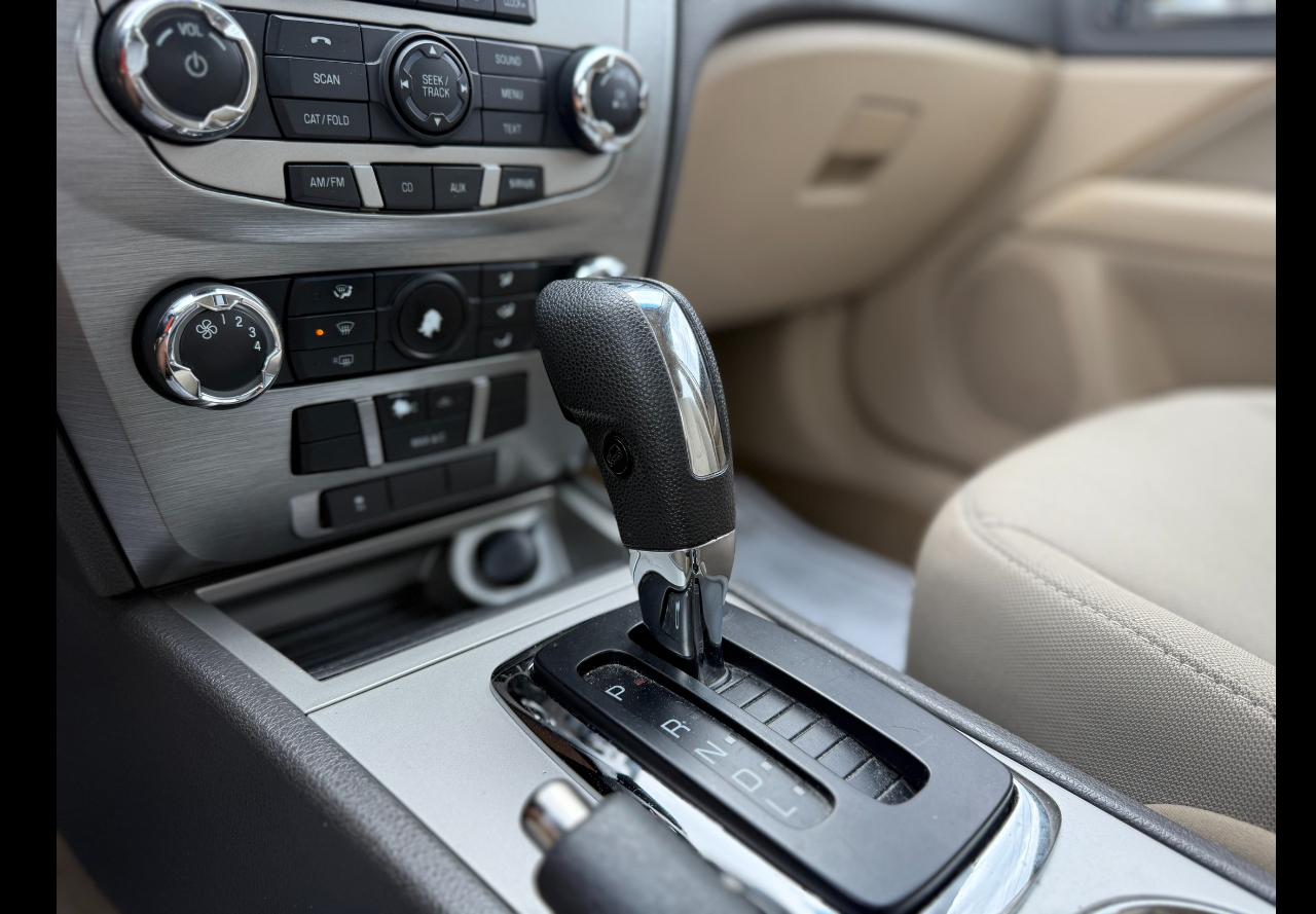 Ford Fusion SE 2010