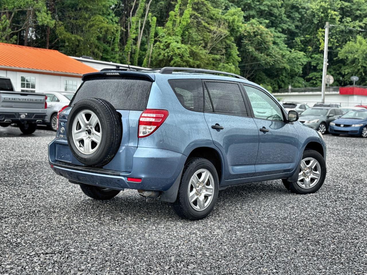 Toyota RAV4  2011