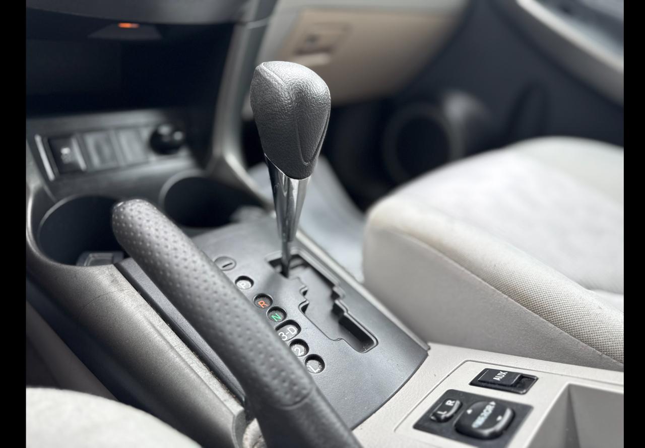 Toyota RAV4  2011