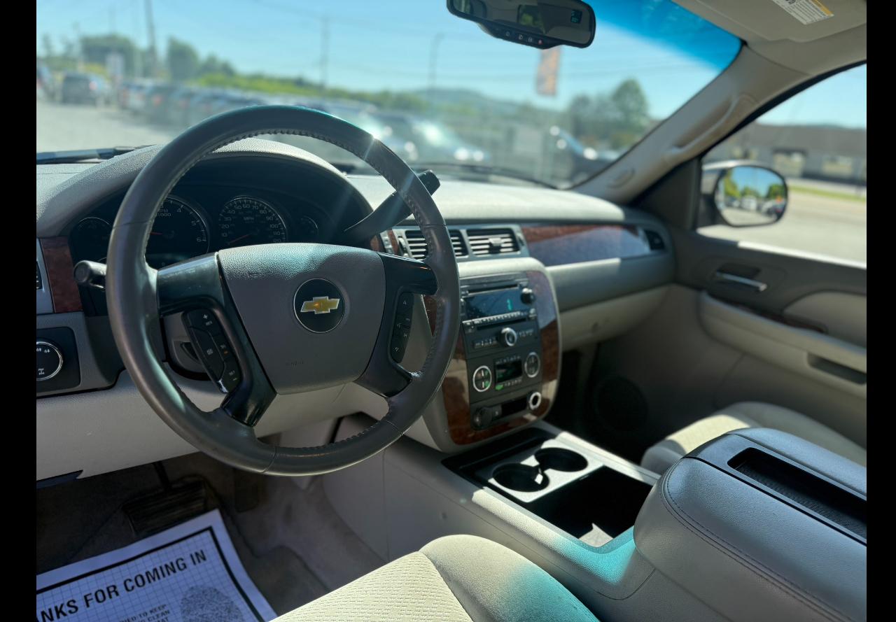 Chevrolet Suburban  2007