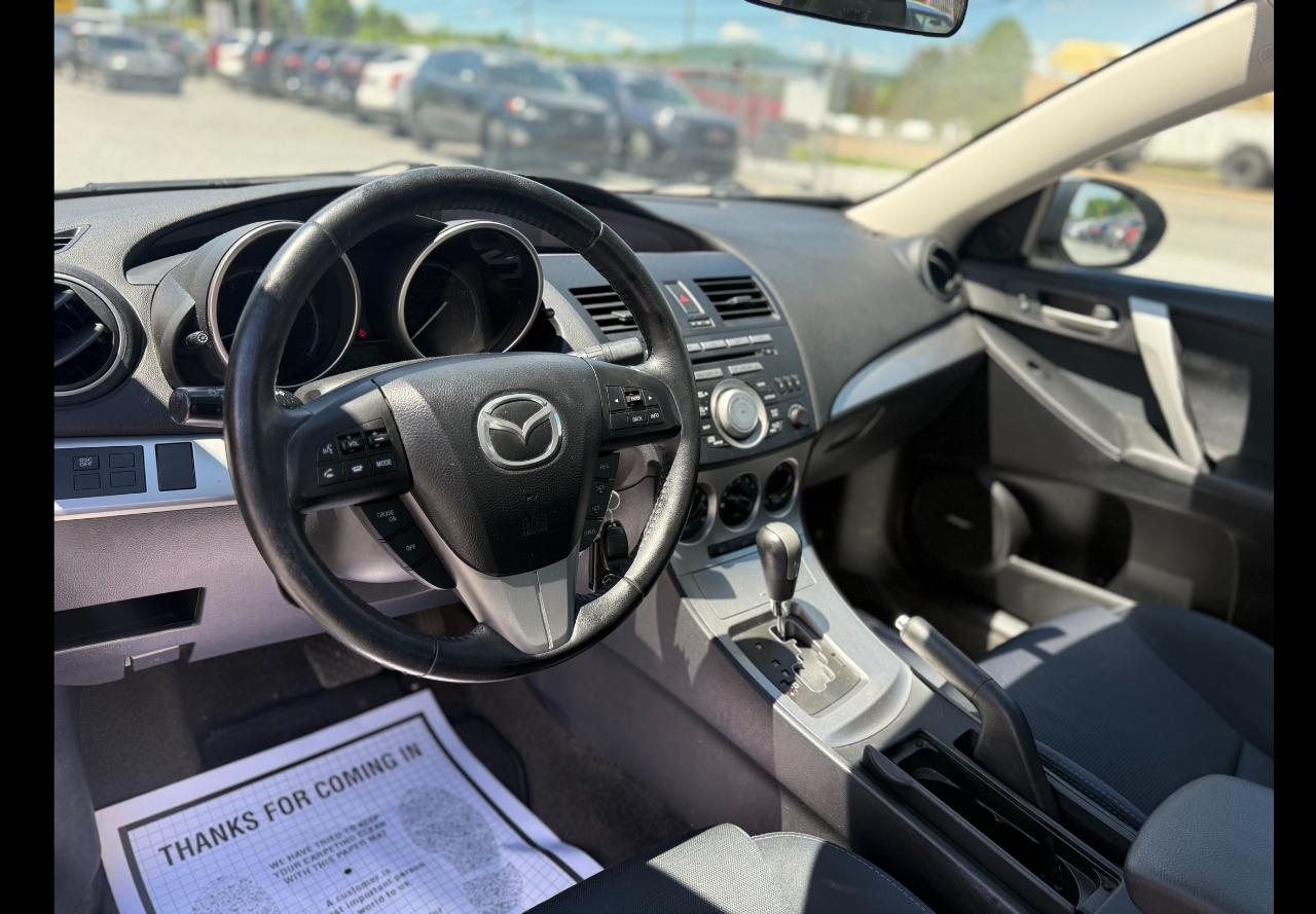 Mazda MAZDA3 s 2011