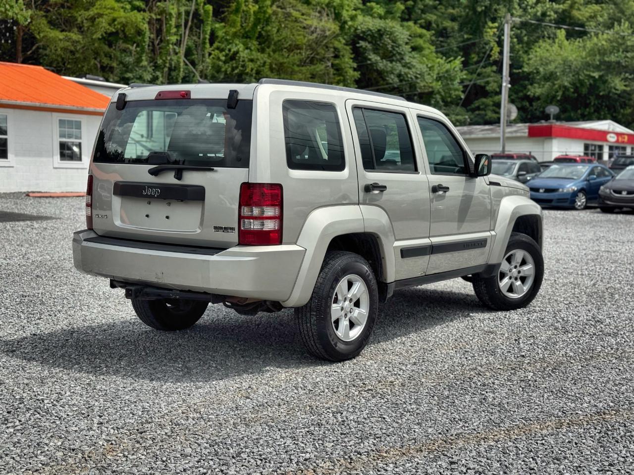 Jeep Liberty Sport 4WD 2009