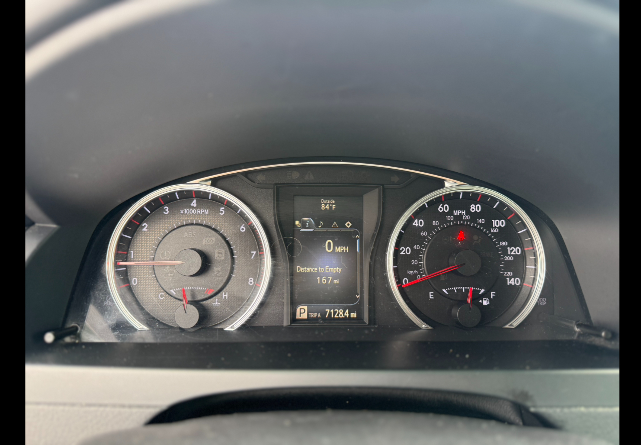 Toyota Camry SE 2016