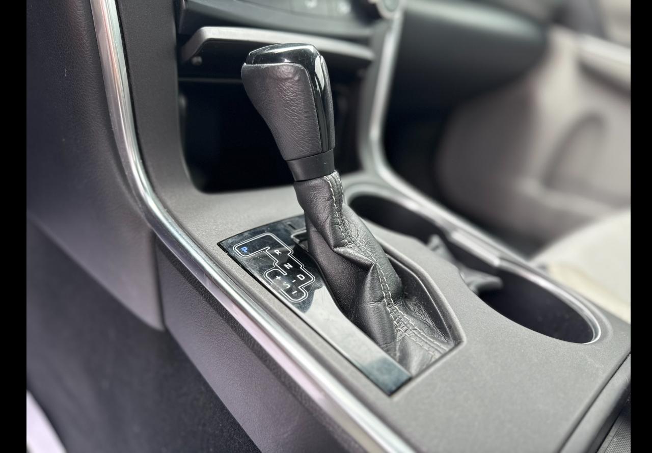 Toyota Camry SE 2016