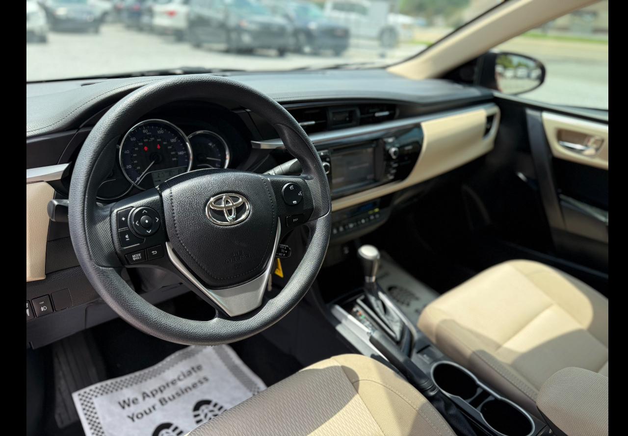 Toyota Corolla LE 2014