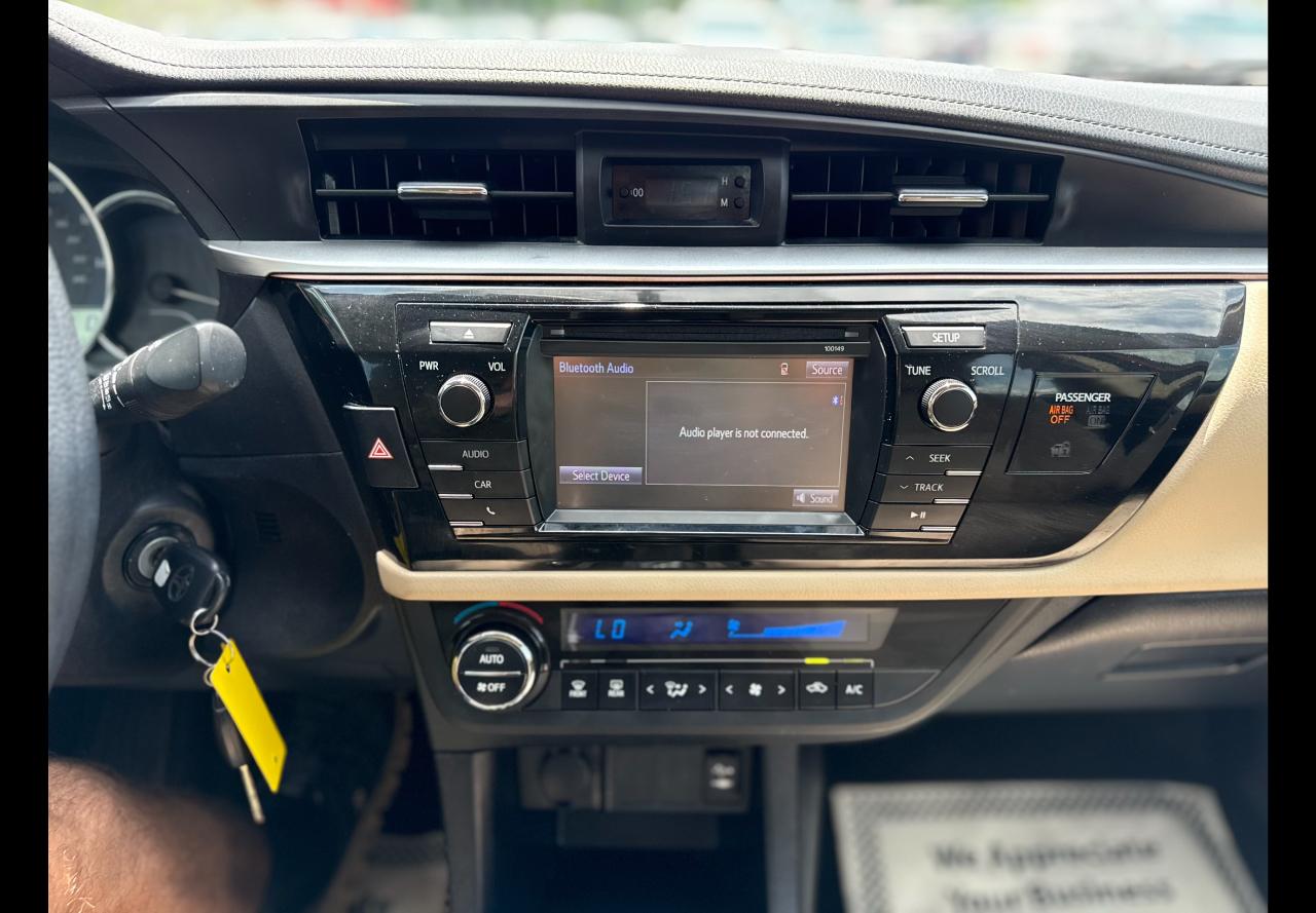 Toyota Corolla LE 2014