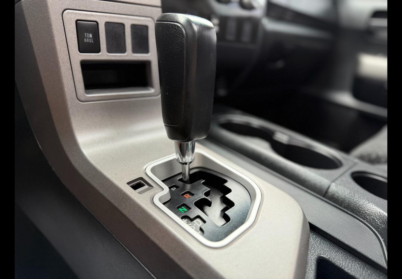 Toyota Tundra  2013