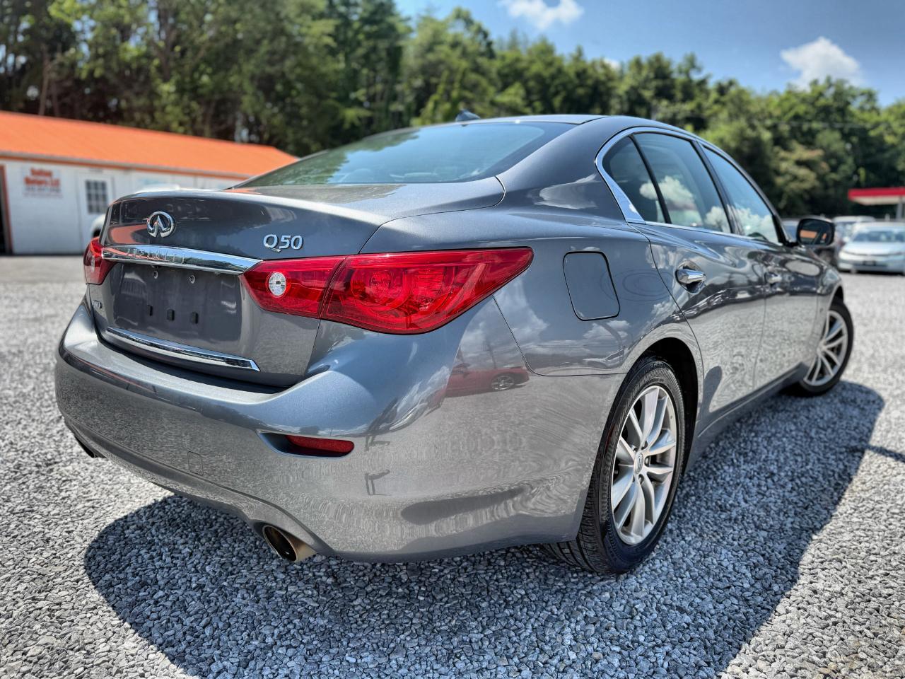 Infiniti Q50  2015