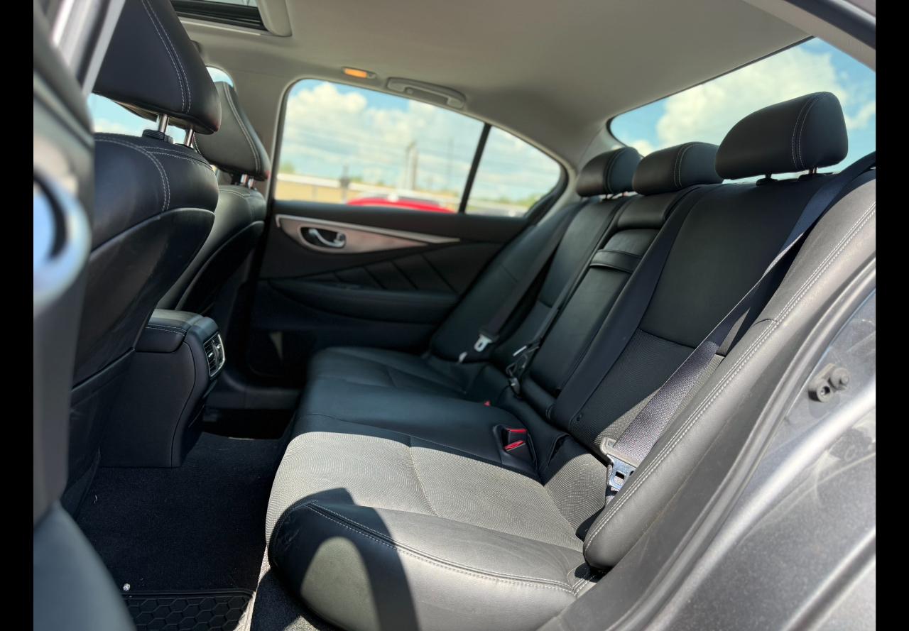 Infiniti Q50  2015