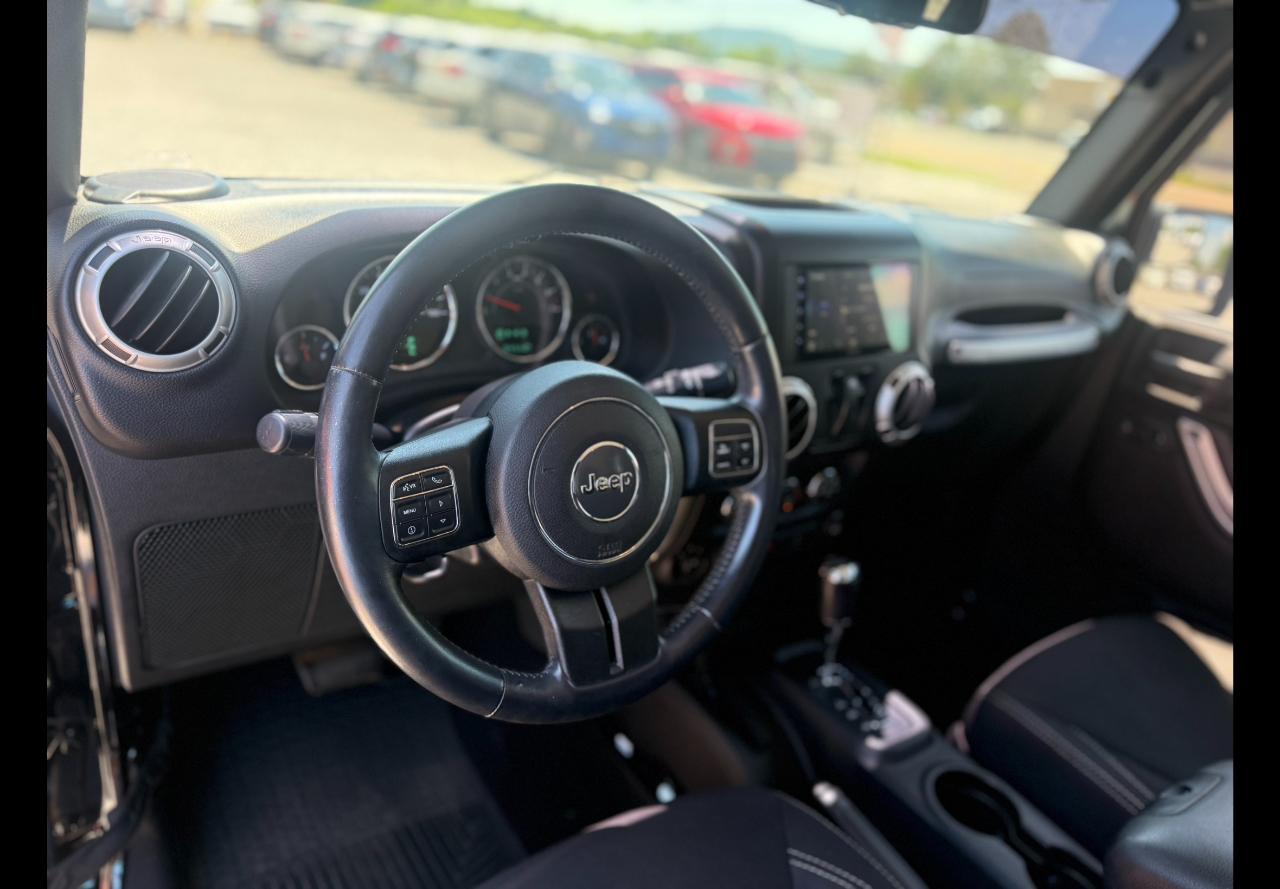 Jeep Wrangler Sahara 4WD 2015