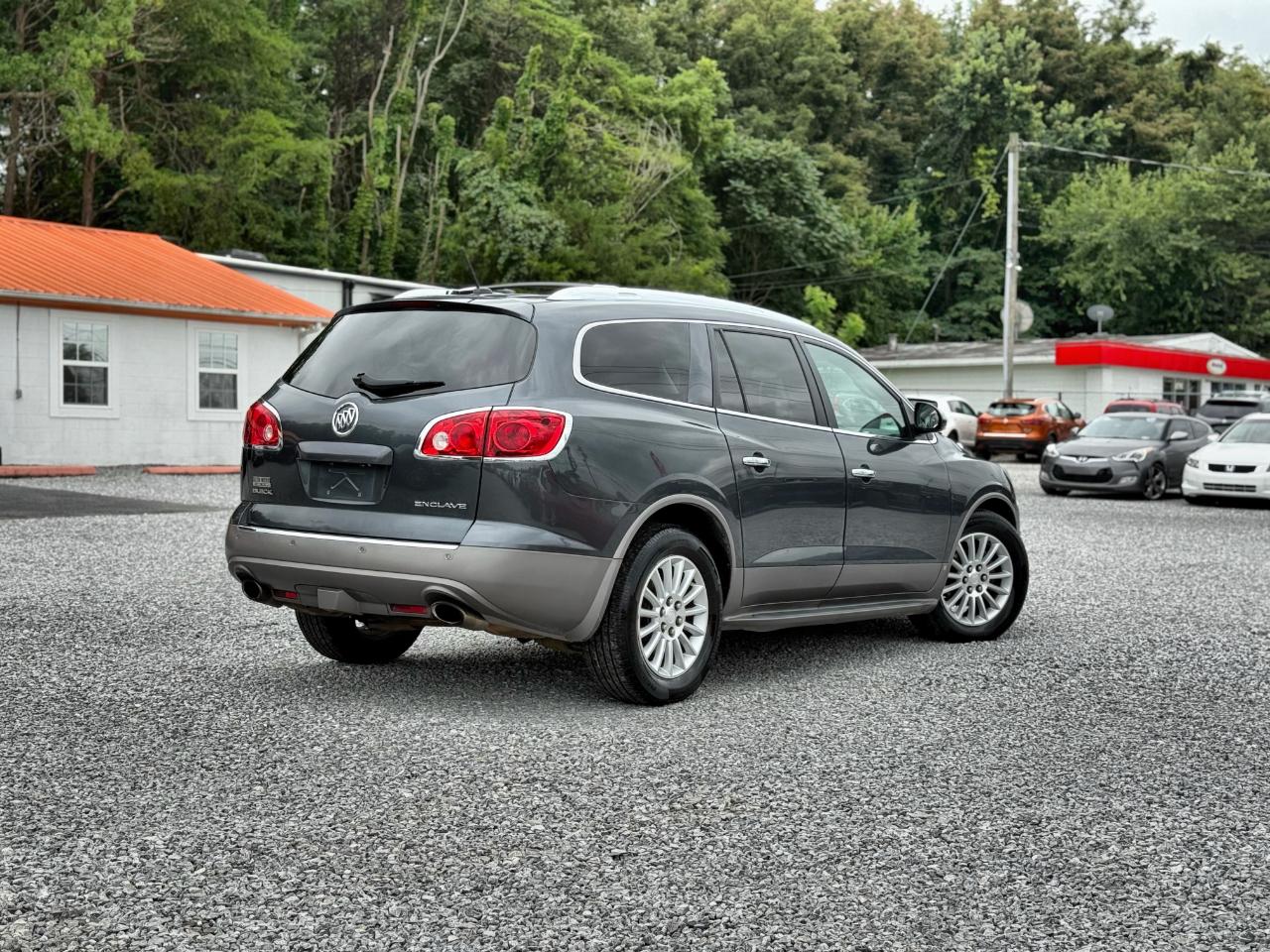 Buick Enclave CX AWD 2011