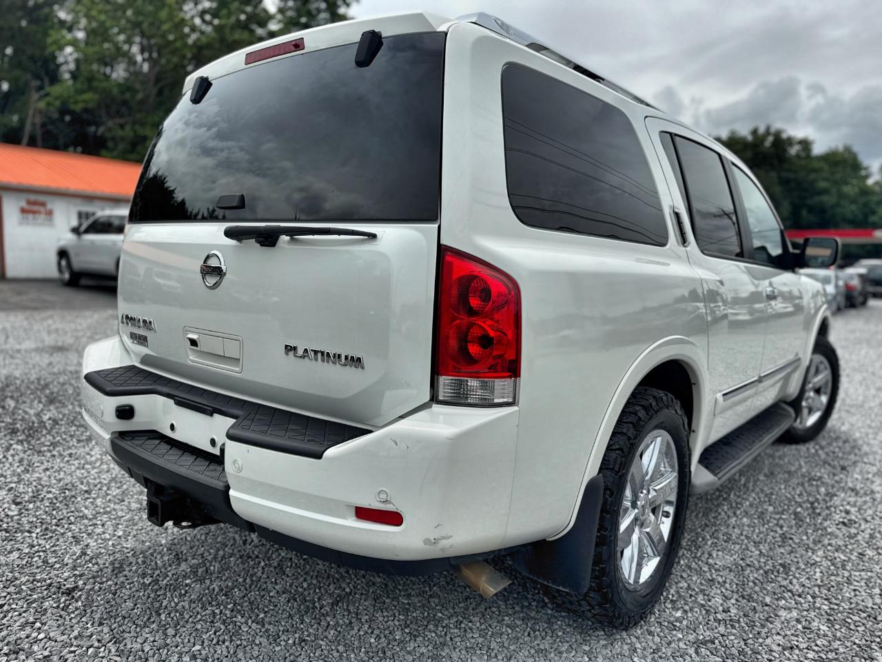 Nissan Armada Platinum 4WD 2014