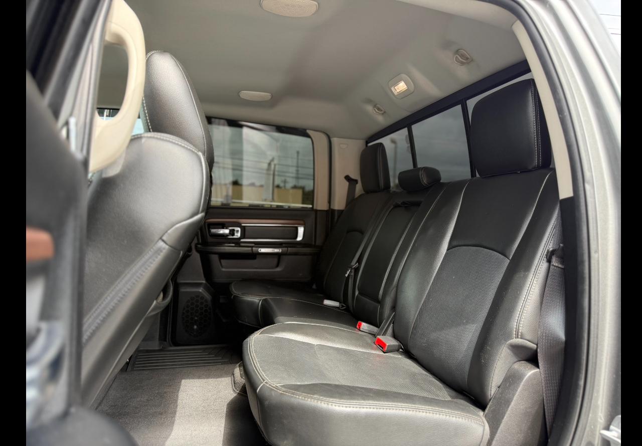 RAM 1500 Laramie Crew Cab 2013