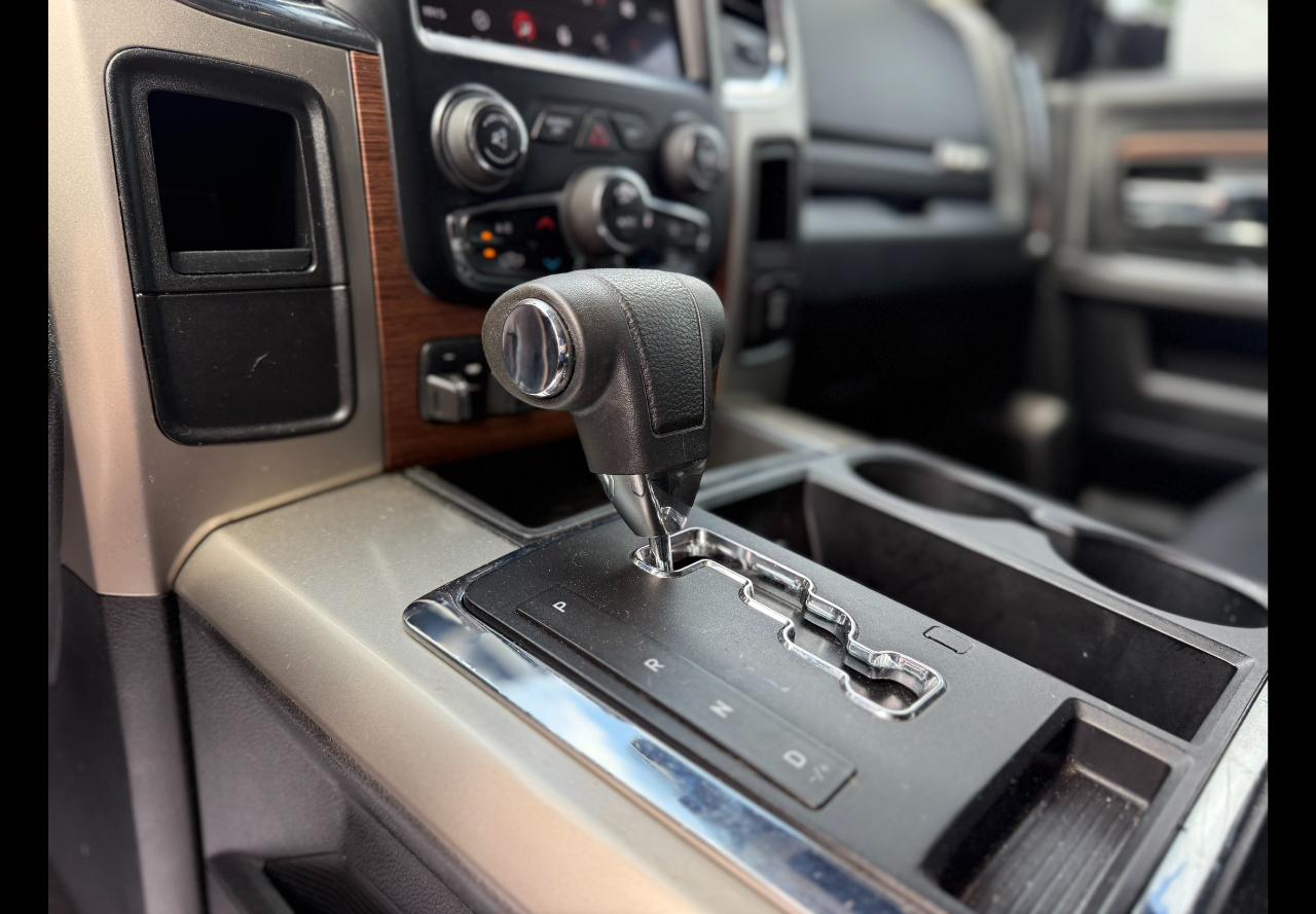 RAM 1500 Laramie Crew Cab 2013