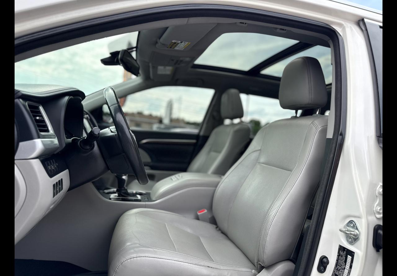 Toyota Highlander Limited AWD V6 2014