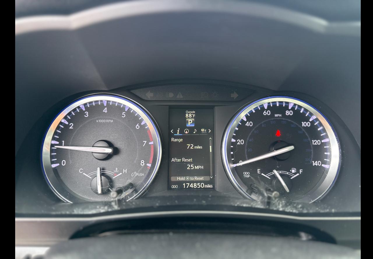 Toyota Highlander Limited AWD V6 2014