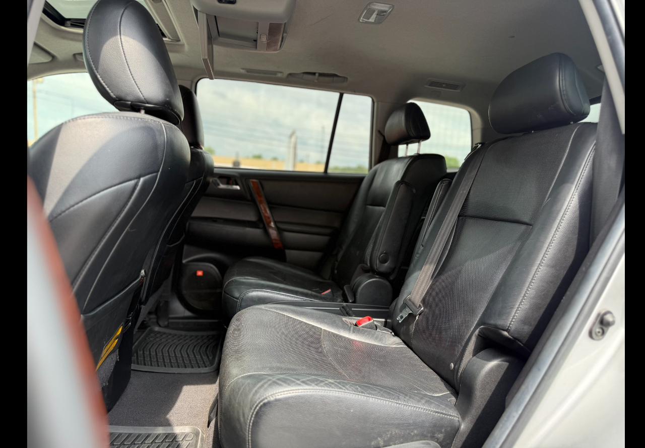 Toyota Highlander Limited 4WD 2012