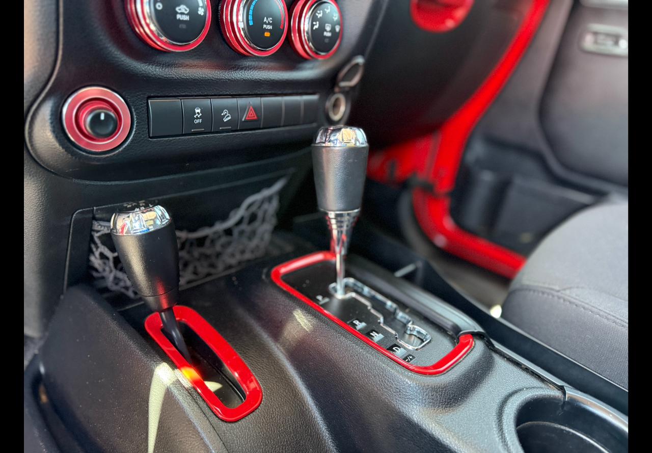 Jeep Wrangler Unlimited Sport 4WD 2015