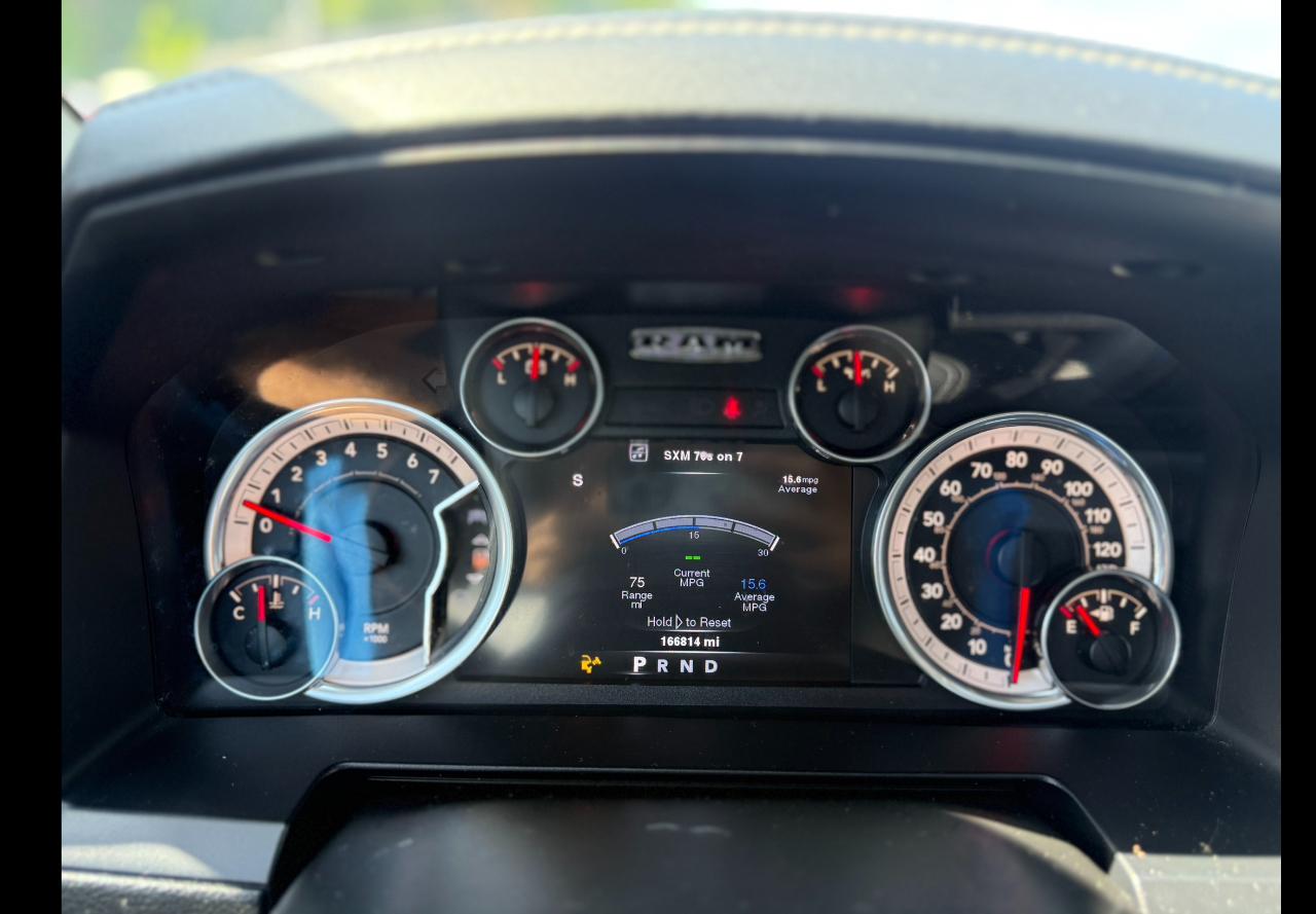 RAM 1500 Laramie 2014