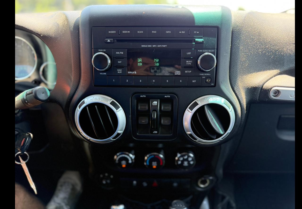 Jeep Wrangler Unlimited Sahara 2015