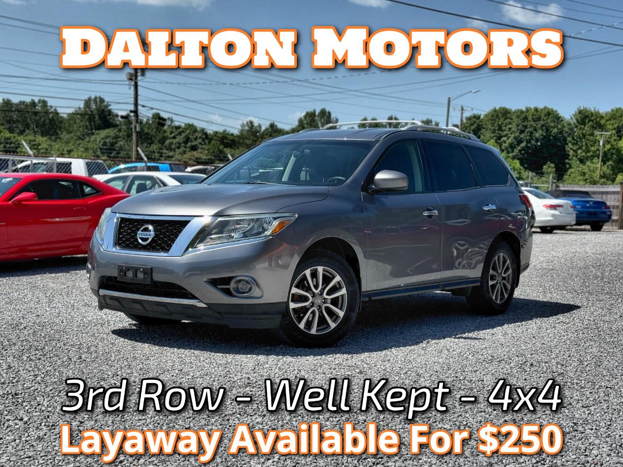 Nissan Pathfinder SV 4WD 2015