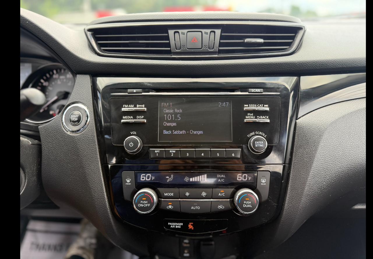 Nissan Rogue Sport S AWD 2017