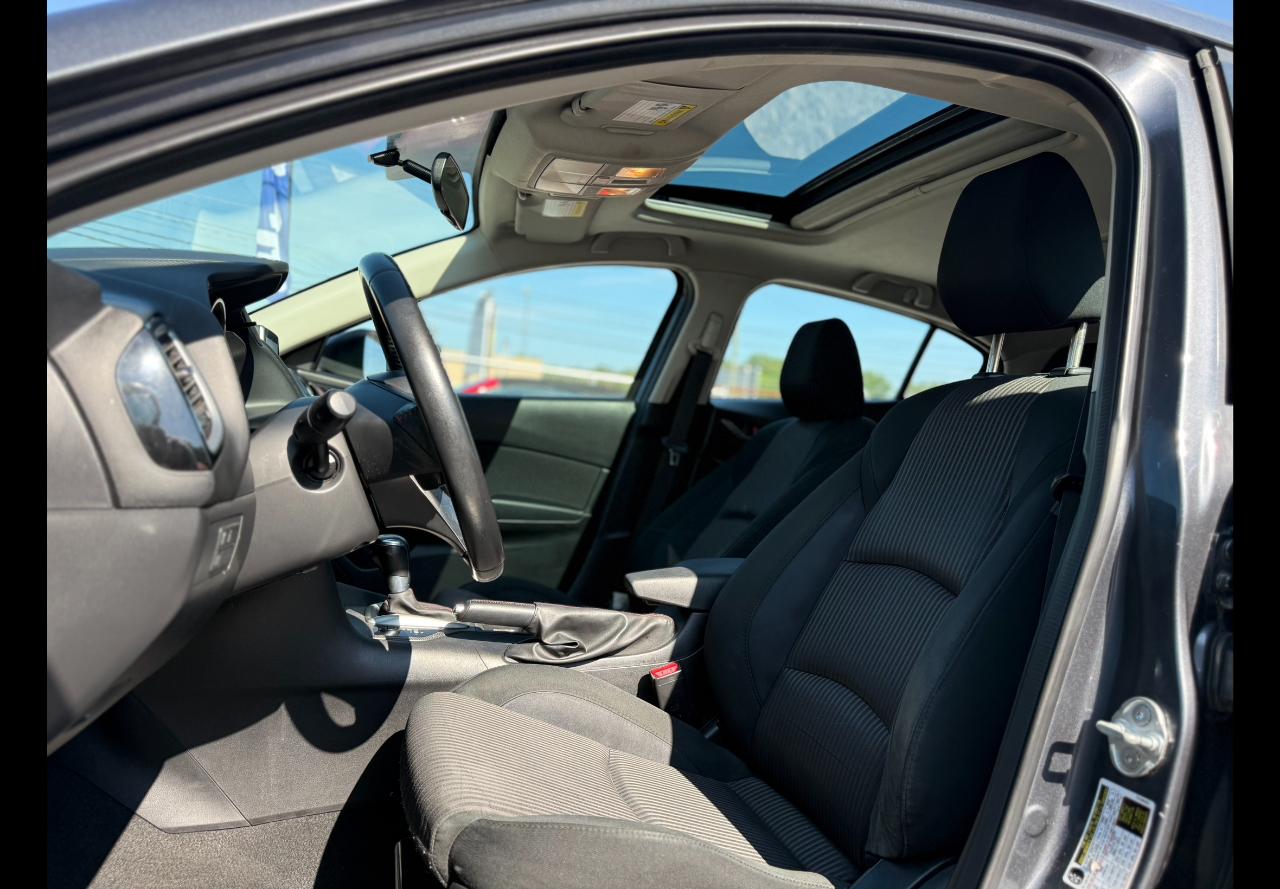 Mazda MAZDA3 i Touring AT 5-Door 2014