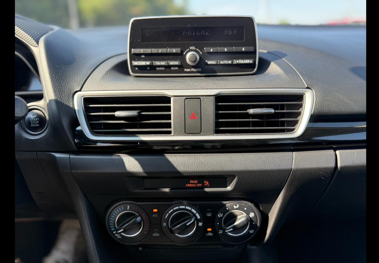 Mazda MAZDA3 i Touring AT 5-Door 2014