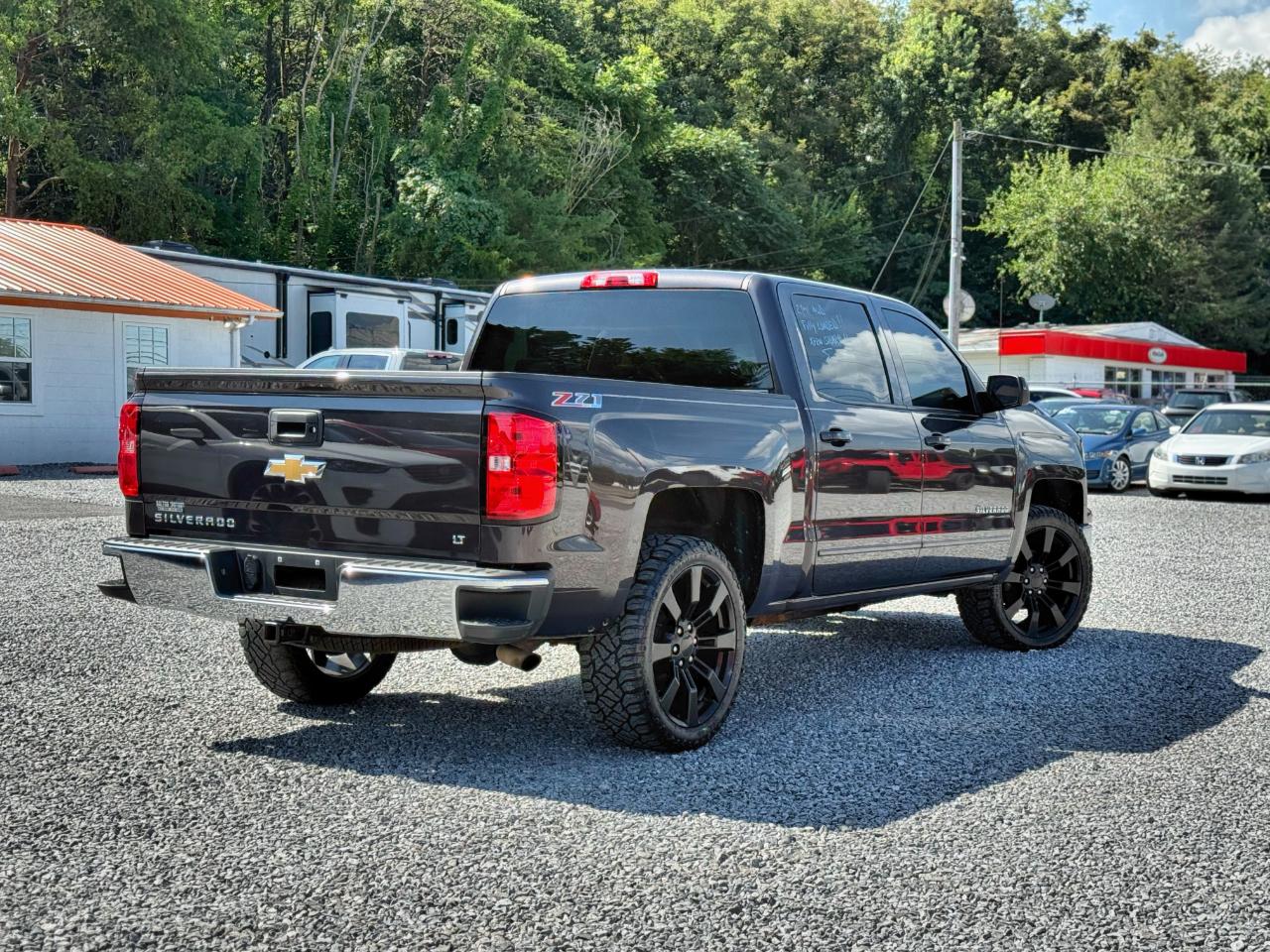 Chevrolet Silverado 1500 LT Crew Cab Long Box 4WD 2015